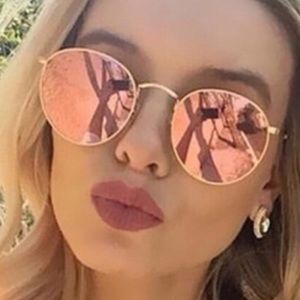 “Rhiannon” Retro Pink Sunglasses 💕